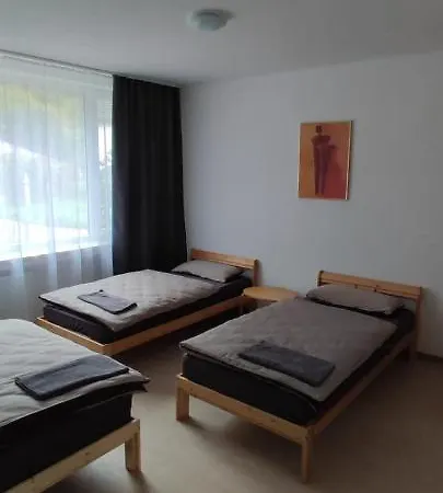 Апарт-отель Zum Stillen Winkel Niederbreitbach