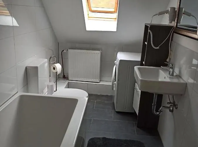 Zum Stillen Winkel מלון דירות