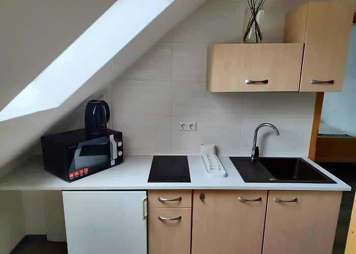 Zum Stillen Winkel 3*