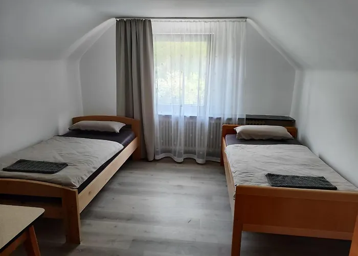 Zum Stillen Winkel מלון דירות 3*